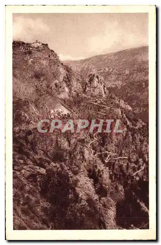 Ansichtskarte AK Gourdon le Village et le Sentier du Paradis