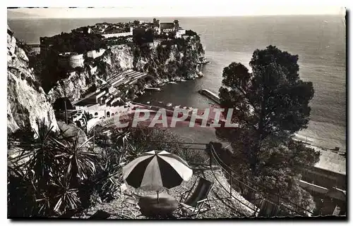 Ansichtskarte AK Principaute de Monaco le Rocher vue prise de l'entree des Grottes du Jardin Exotique
