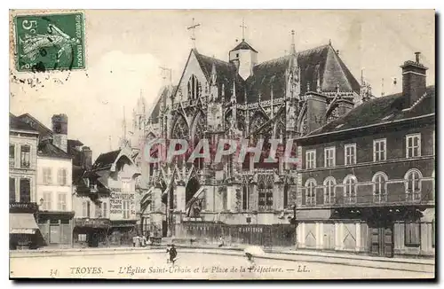 Cartes postales Troyes l'Eglise Saint Urbain et la Place de la Prefecture