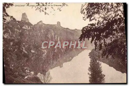 Cartes postales Crozant Ruines du Chateau et la Creuse