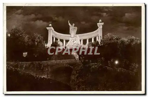 Cartes postales Budapest Effet du soir Monument de St Gerard