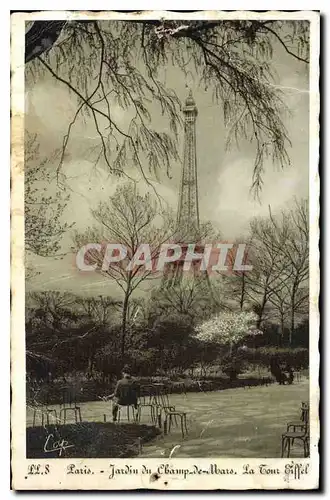 Cartes postales Paris Jardin du Champs de Mars la Tour Eiffel