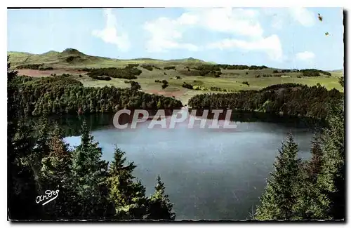 Ansichtskarte AK Les Belles Provinces Francaises l'Auvergne Environs de Besse le Lac Pavin