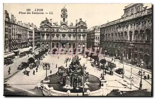 Cartes postales Lyon Place des terreaux