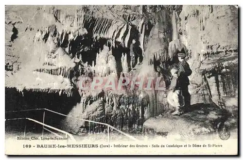 Ansichtskarte AK Baume les Messieurs Jura Interieur des Grottes Salle du Catafalque et le Dome de St Pierre