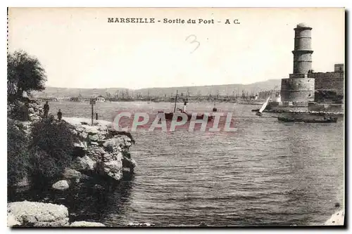 Ansichtskarte AK Marseille Sortie du Port