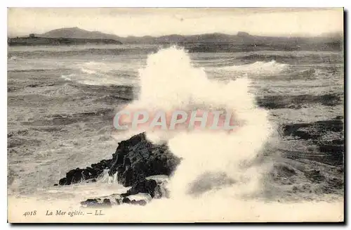 Cartes postales La Mer agitee