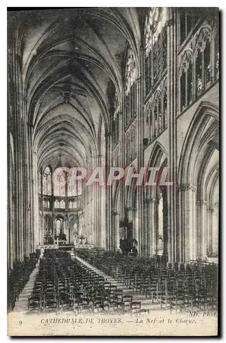 Cartes postales Cathedrale de Troyes La Nef et le Choeur