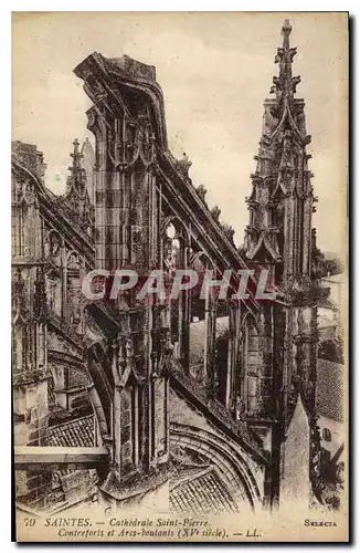 Cartes postales Saintes Cathedrale Sainte Pierre Contreforts et Arcs boutants