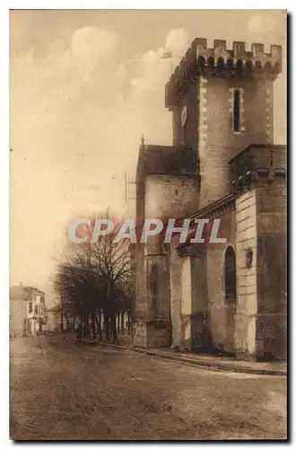 Cartes postales Eglise fortifee de Courcon d'Aunis