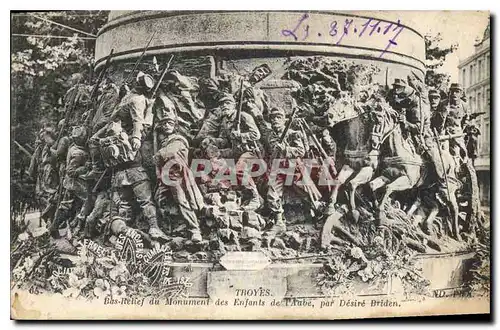 Cartes postales Troyes Bas Relief du Monument des Enfants de l'Aube par Desire Briden