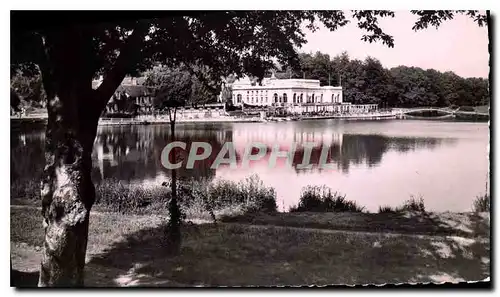Cartes postales Bagnoles de l'Orne Un coin du Lac