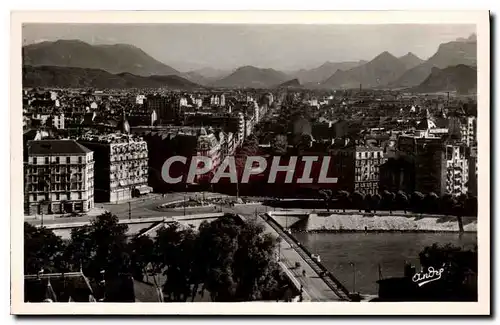 Ansichtskarte AK Grenoble Vue generale et le Cours Jean Jaures