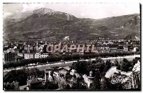 Cartes postales Les Belles Alpes Francaises Grenoble vue prise du Jardin des dauphins au fond le Moucherotte