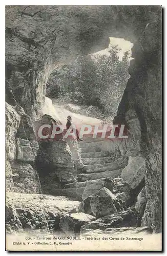 Cartes postales Environs de Grenoble Interieur des Cuves de Sassenage