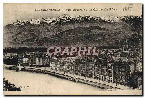 Cartes postales Grenoble vue generale et la Chaine des Alpes