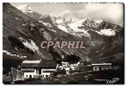 Cartes postales Paysages Alpestres Hameau au Pied des Glaciers