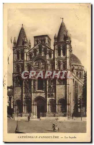 Cartes postales Cathedrale d'Angouleme La facade
