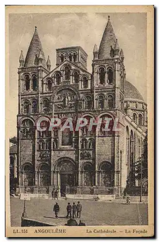 Cartes postales Angouleme la Cathedrale la facade