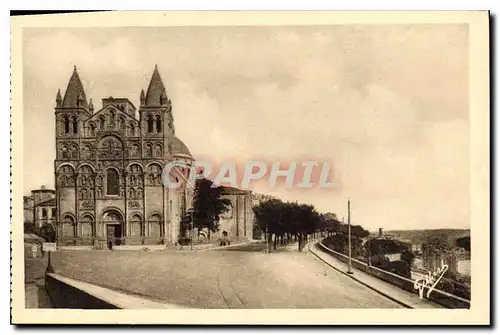 Cartes postales Angouleme la Cathedrale vue du Rempart du Midi