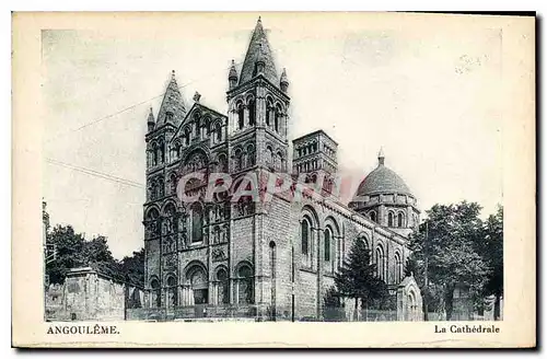 Ansichtskarte AK Angouleme la Cathedrale