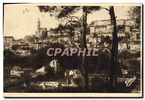 Cartes postales Angouleme Versant Sud Ouest Quartier Saint Ausone au second plan Pavillon du Moyen Age