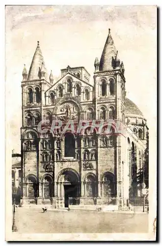 Cartes postales Angouleme La Cathedrale la facade
