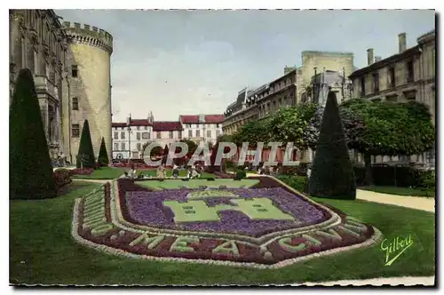 Cartes postales Angouleme Les Jardins de l'Hotel de Ville Les Armes d'Angouleme