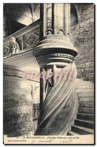 Cartes postales La Rochfoucauld l'escalier d'honneur avec le Fou