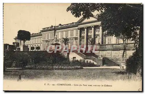 Cartes postales Compiegne Coin du Parc avec sur le Chateau