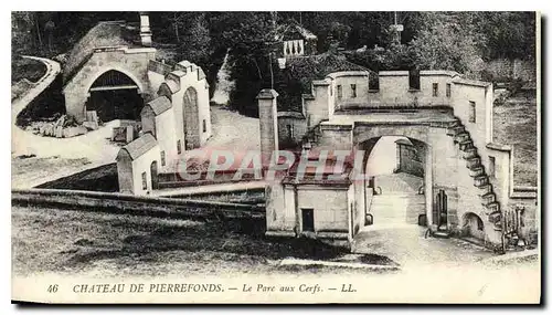 Cartes postales Chateau de Pierrefonds le Parc auc cerfs