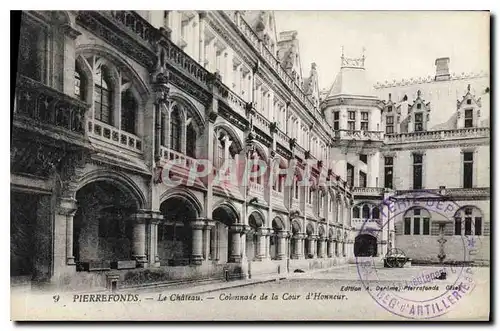 Cartes postales Pierrefonds Le Chateau Colonnade de la Cour d'Honneur