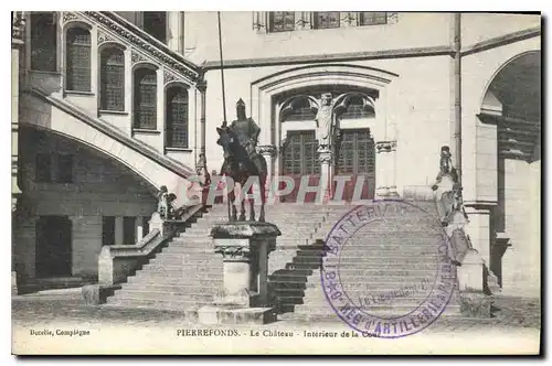 Cartes postales Pierrefonds le Chateau Interieur de la Cour