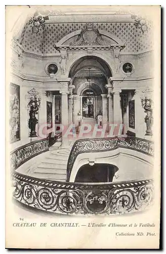 Cartes postales Chateau de Chantilly L'Escalier d'Honneur et le Vestibule