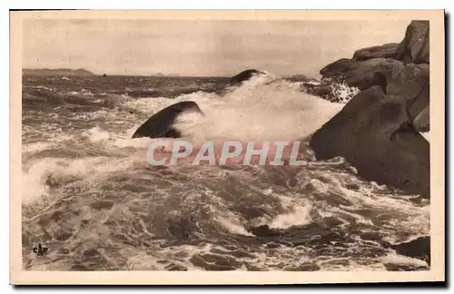 Cartes postales Ploumanach Effet de Mer dans les Rochers de Tregastel