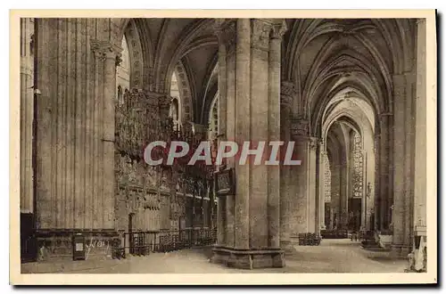 Ansichtskarte AK Chartres Eure et Loir Interieur de la Cathedrale Le Deambulatoire