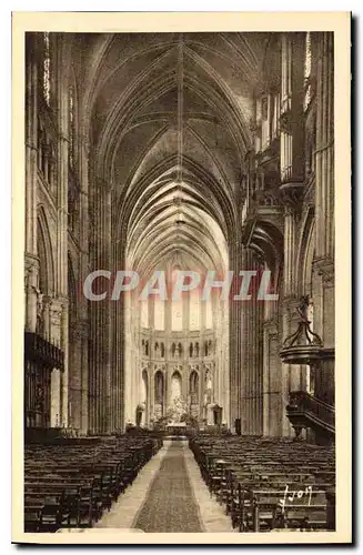 Ansichtskarte AK Chartres Eure et Loir Interieur de la Cathedrale La Nef et le Choeur