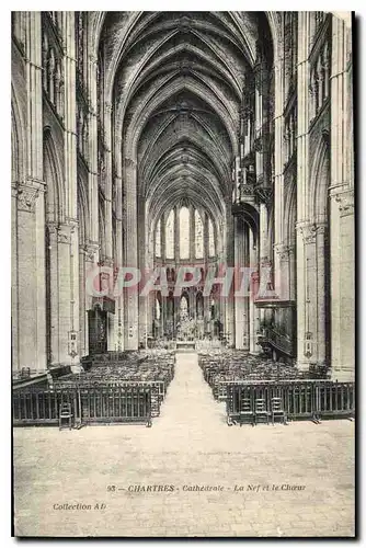 Cartes postales Chartres Cathedrale La Nef et le Choeur