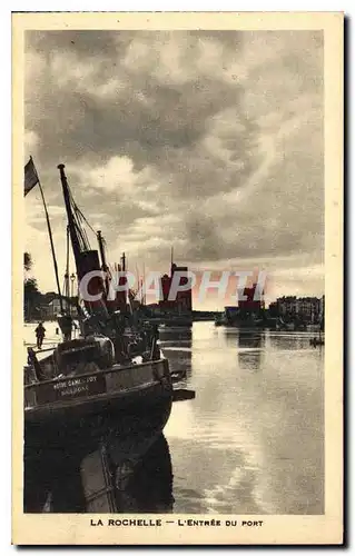 Ansichtskarte AK La Rochelle L'Entree du Port Bateau de peche