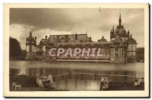 Cartes postales Chateau de Chantilly le Petit Chateau et la Tour du Tresor