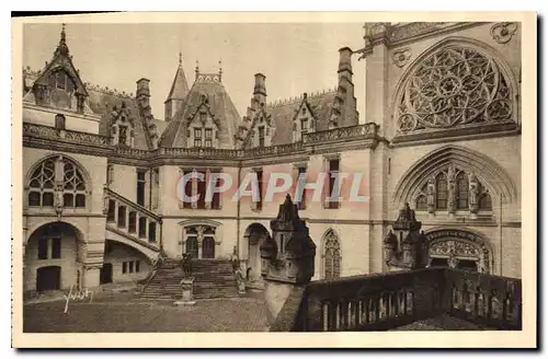 Ansichtskarte AK Chateau de Pierrefonds Oise la Cour d'Honneur