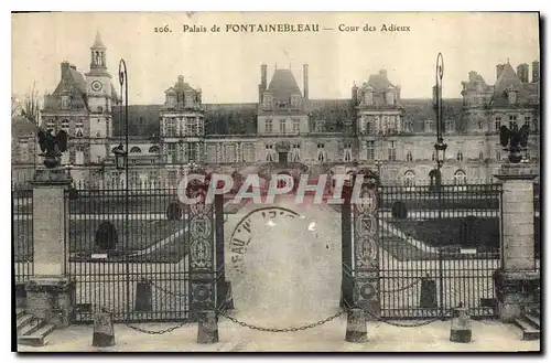 Cartes postales Palais de Fontainebleau Cour des Adieux