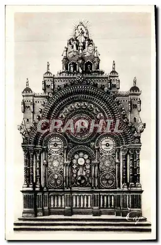 Cartes postales Beauvais la Cathedrale l'Horloge Monumentale