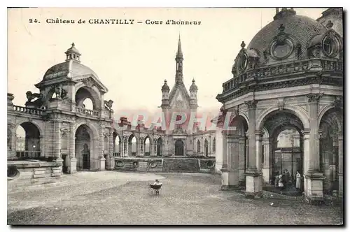 Ansichtskarte AK Chateau de Chantilly Cour d'Honneur