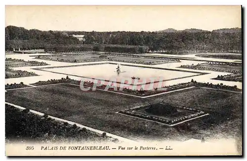 Cartes postales Palais de Fontainebleau Vue sur le Parterre