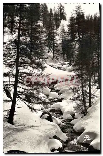 Ansichtskarte AK Les Alpes Pittoresque Le Torrent sous la neige