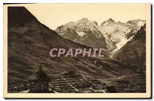 Cartes postales Col du Lautaret le Jardin Alpin en face le Massif de la Meije