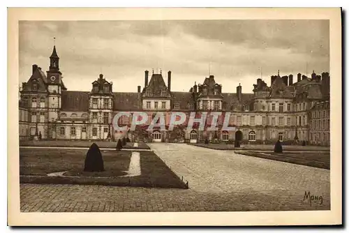 Ansichtskarte AK Palais de Fontainebleau  Facade sur la Cour du Cheval Blanc ou Cour des Adieux