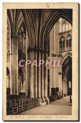 Cartes postales Troyes La Cathedrale Vue Interieure