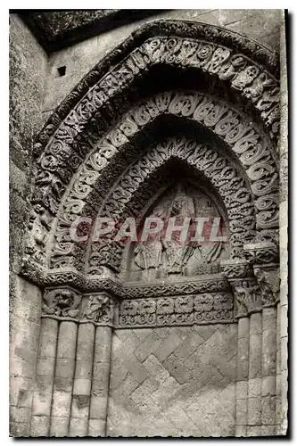 Cartes postales Aulnay de Saintonge Chte Mme Facade de l'Eglise Romane XII Tympan de Droite